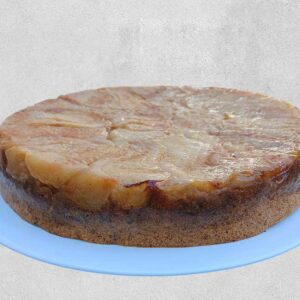 Torta de nuez pecan con manzana