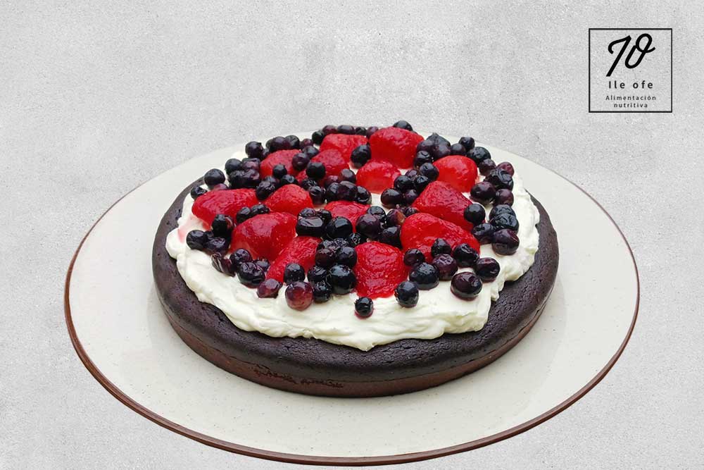 30101-Ile-Ofe-Torta-brownie-con-crema-y-frutos-rojos-1.jpg